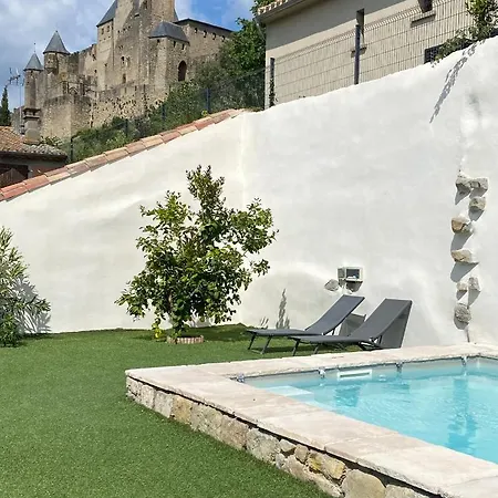 La Maison De La Tour Pinte Villa *