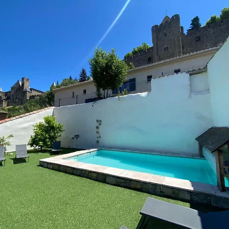 La Maison De La Tour Pinte וילה קרקסון