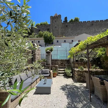 La Maison De La Tour Pinte Villa *